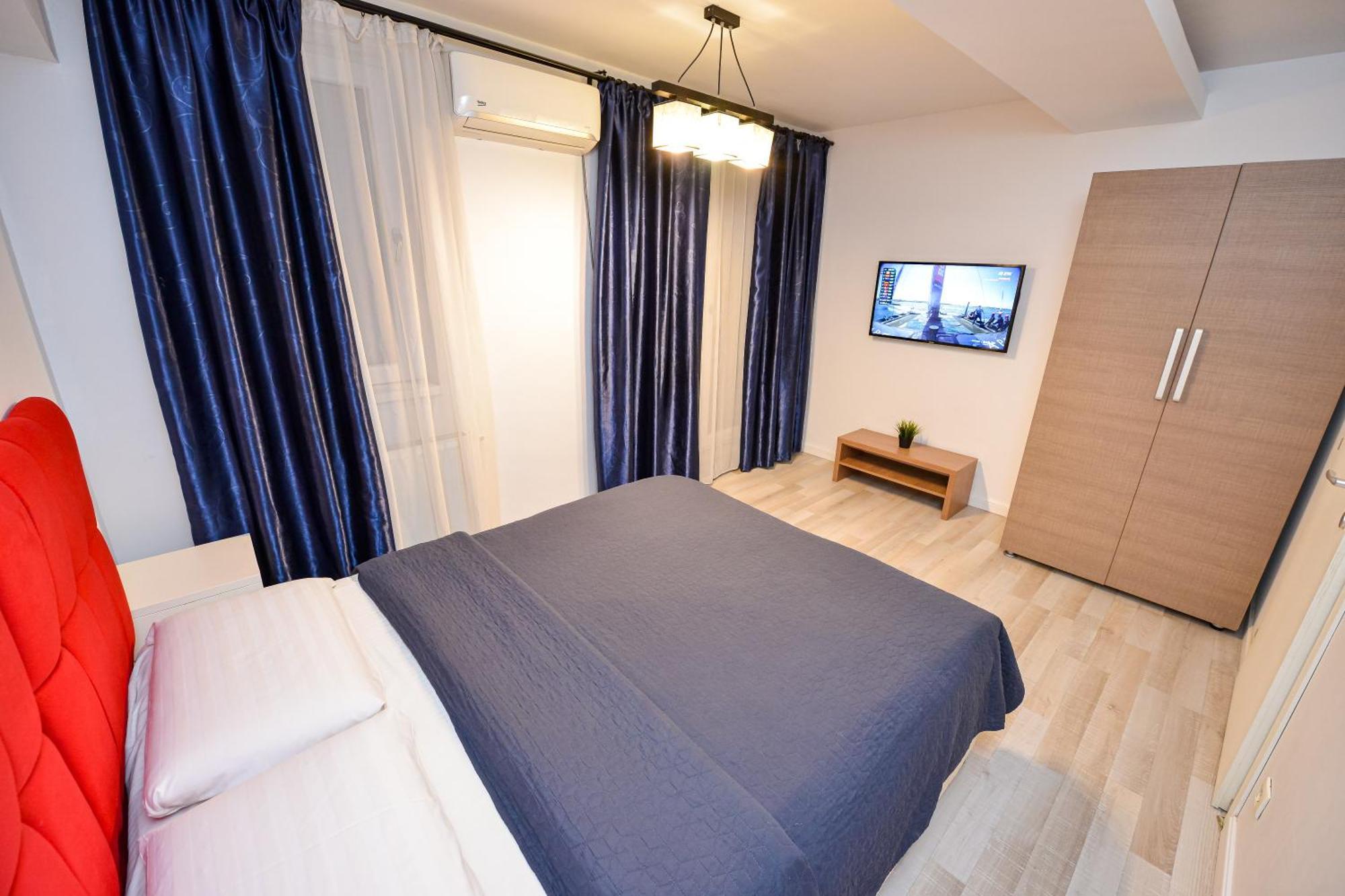 Dracula Adventure Tours Accommodation บูคาเรสต์ ภายนอก รูปภาพ