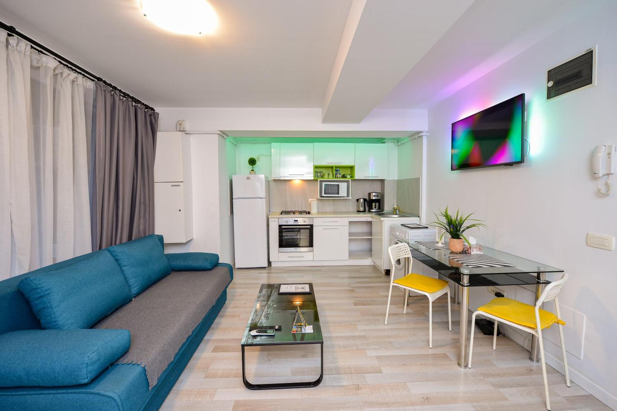 Dracula Adventure Tours Accommodation บูคาเรสต์ ภายนอก รูปภาพ