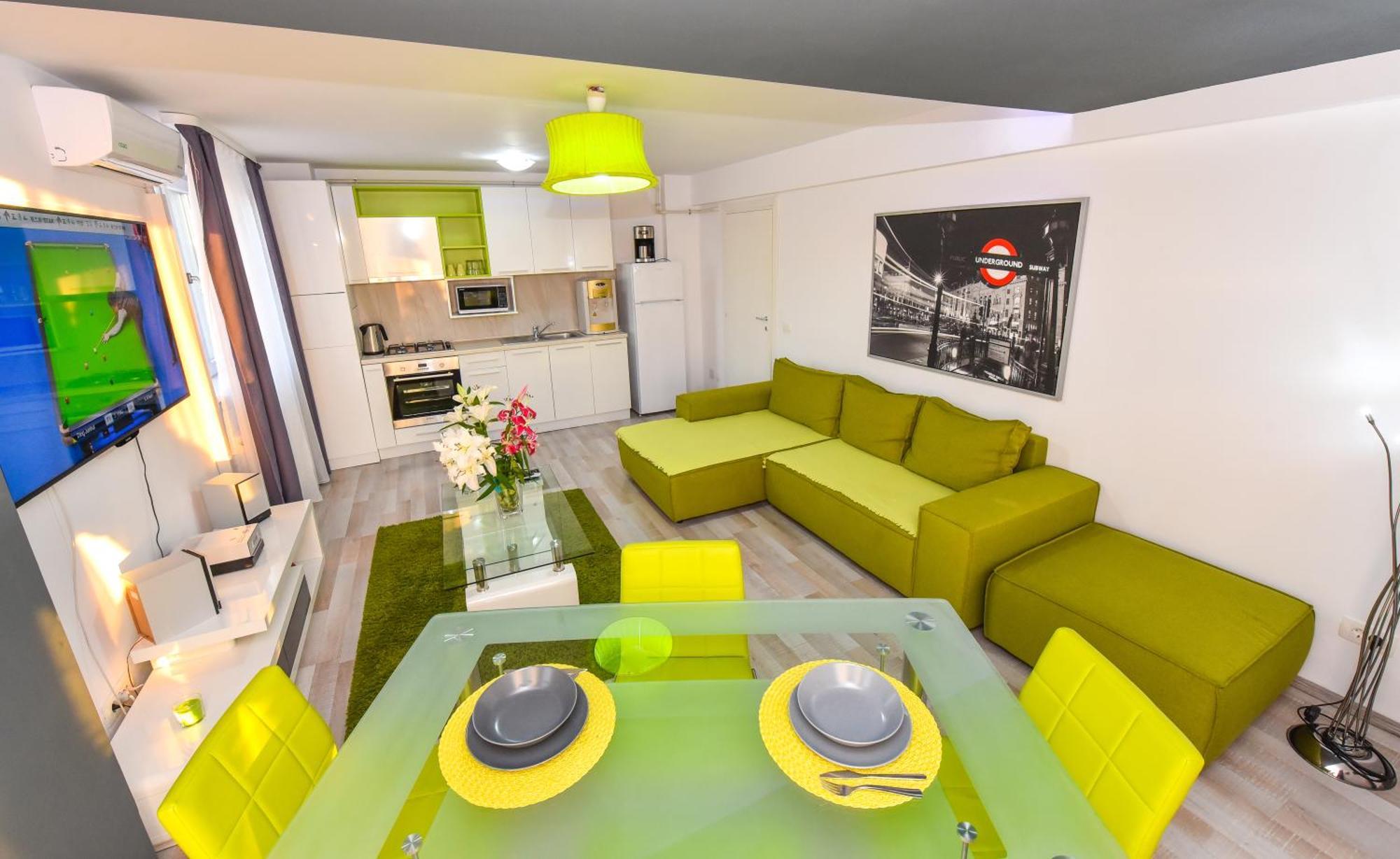 Dracula Adventure Tours Accommodation บูคาเรสต์ ภายนอก รูปภาพ